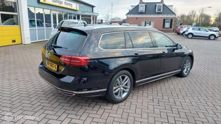 Volkswagen Passat Volkswagen Passat Variant 1.5 TSI Highline Business R - afbeelding nr 3