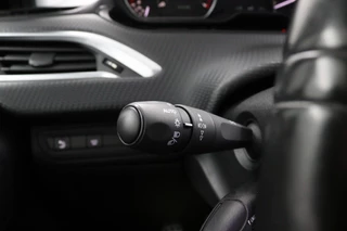 Peugeot 208 Peugeot 208 1.2 PureTech GT-line*CAMERA*ECC*CARPLAY* - afbeelding nr 15