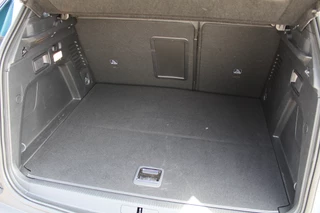 Peugeot 3008 Peugeot 3008 1.6 HYbrid 225 Allure | Navigatie | Led | Bluetooth | Camera | All-Season - afbeelding nr 39