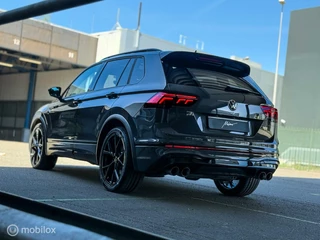 Volkswagen Tiguan Volkswagen Tiguan 2.0 TSI R 4 Motion 320pk |Pano |Leder |HUD - afbeelding nr 17