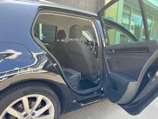 Volkswagen Golf Volkswagen Golf 1.5 TSI Highline Business R - afbeelding nr 16