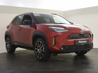 Toyota Yaris Cross Toyota Yaris Cross 1.5 Hybrid 130PK GR Sport | Stuur en Stoelverwarming | PDC V+A+ - afbeelding nr 3