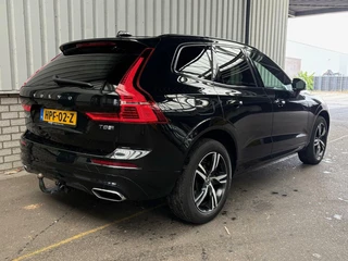 Volvo XC60 Volvo XC60 2.0 T8 TE AWD R-Design|Massage|HUD|Pano|B&W|Trekhaak - afbeelding nr 5