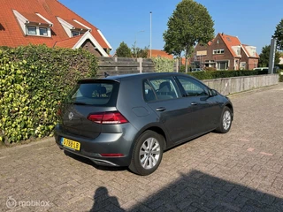 Volkswagen Golf Volkswagen Golf 1.0 TSI Comfortline Navigatie - afbeelding nr 4