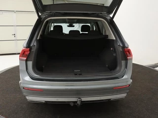 Volkswagen Tiguan Allspace Volkswagen Tiguan Allspace 1.5 TSI Comfortline | 1e eigenaar |  Stoelverwarming | Carplay | Trekhaak | Adaptive cruise | Climate control - afbeelding nr 10