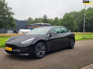 Tesla Model 3 - 343424892-0