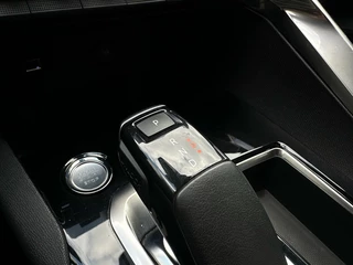Peugeot 3008 Peugeot 3008 1.2 GT Line // Automaat // Dealeronderhouden // - afbeelding nr 24