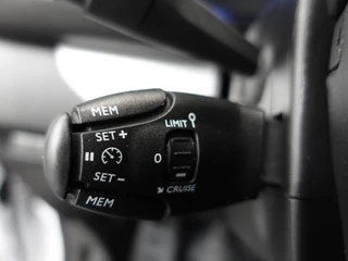Opel Vivaro Opel Vivaro 2.0 CDTI L3H1 Dubbele Cabine Edition Airco Navigatie Trekhaak Carplay Bluetooth - afbeelding nr 18