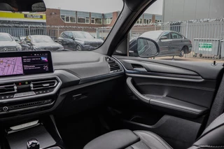 BMW X3 BMW X3 xDrive30e M-SPORT PANORAMADAK HEAD UP HARMAN KARDON 360CAMERA - afbeelding nr 38