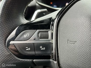 Peugeot 208 Peugeot 208 1.2 PureTech GT 130PK|BOMVOL|CARPLAY|PANO|360| - afbeelding nr 19