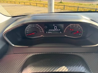 Peugeot 208 - afbeelding nr 9