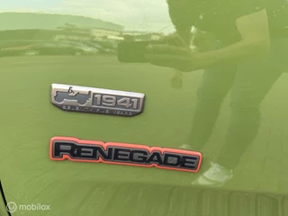 Jeep Renegade Jeep Renegade 1.4 MultiAir 75th Anniversary AWD SKY-OPEN - afbeelding nr 9