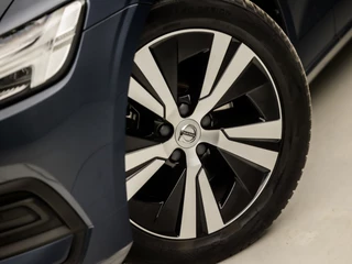 Volvo V60 164Pk Automaat (APPLE CARPLAY, GROOT NAVI, CAMERA, ADAPTIVE CRUISE, SPORTSTOELEN, TREKHAAK, PARKEERSENSOREN, DAB+, NIEUWE APK, NIEUWSTAAT) - afbeelding nr 31