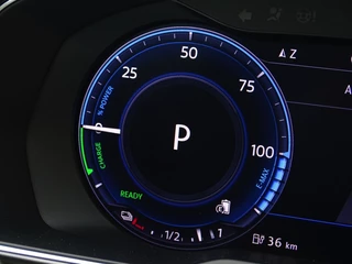 Volkswagen Passat Volkswagen Passat Variant TSI GTE 217PK DSG Highline / R-Line / LED - afbeelding nr 14