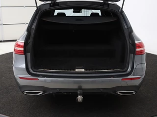 Mercedes-Benz E-Klasse Mercedes-Benz E-klasse 300e Business Solution AMG | Leder | Trekhaak |  Stoelverwarming | 360 camera | Carplay | Sfeerverlichting | Matrix LED | Keyless | Navigatie - afbeelding nr 10