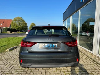 Audi A1 Sportback App Connect | Parkeersensoren v+a - afbeelding nr 11