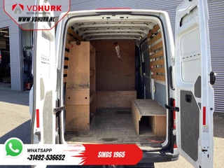 Volkswagen Crafter Volkswagen Crafter 35 2.0 TDI 140 pk L3H3 EXPORT ONLY Carplay/ Alarm/ Airco/ DAB+/ Cruise/ Navi/ Trekhaak/ PDC - afbeelding nr 5