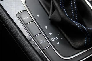 Volkswagen Golf Volkswagen Golf 1.4TSI GTE | Pano | Orig. NL - afbeelding nr 21