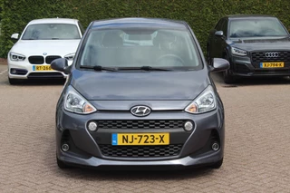 Hyundai i10 Hyundai i10 1.0i Go! 2017 / Navigatie / Apple CarPlay / Bluetooth / Lichtmetalen Velgen / Cruise control / Climate Control - afbeelding nr 8