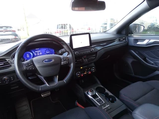 Ford Focus Ford Focus Wagon 1.5 EcoBoost ST Line automaat/B&O /Trekhaak - afbeelding nr 27