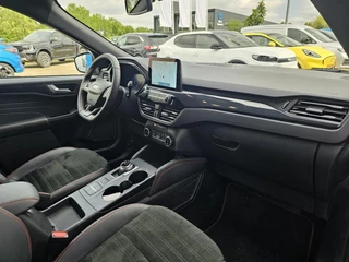 Ford Kuga Ford Kuga 2.5 PHEV ST-Line X 225pk | Driver Assistance Pack | Winterpack | SYNC 3 Navigatie | Elek. Achterklep - afbeelding nr 8