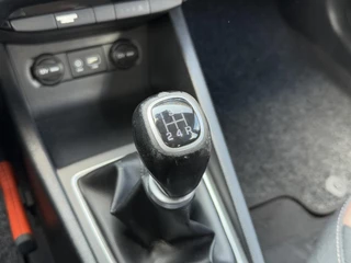 Hyundai i20 Hyundai i20 1.2 HP i-Motion Airco,Cruise,Trekhaak,PDC,Bluetooth,Elek ramen,N.A.P,APK tot 09-2025 - afbeelding nr 16