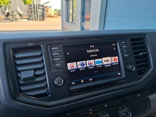 Volkswagen Crafter Volkswagen Crafter 35 2.0 TDI L3H3 Highline AIRCO / CRUISE CONTROLE / NAVI / CAMERA / TREKHAAK / CARPLAY - afbeelding nr 26