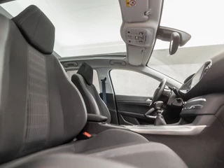 Peugeot 308 (PANORAMADAK, APPLE CARPLAY, GROOT NAVI, 360 CAMERA, LEDER, SPORTSTOELEN, ADAPTIVE CRUISE, GETINT GLAS, TREKHAAK, LANE ASSIST, NIEUWSTAAT) - afbeelding nr 8