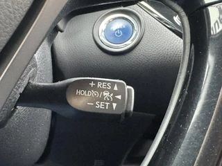 Toyota C-HR Toyota C-HR 1.8 Hybrid First Edition Camera Navigatie Cruise Clima Stoelverwarming Keyless Trekhaak - afbeelding nr 6
