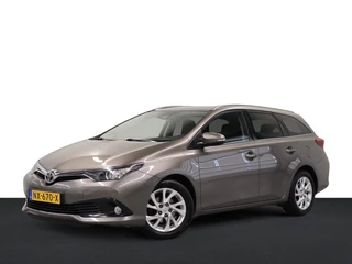 Toyota Auris - 258968637-0