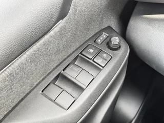 Toyota Yaris Toyota Yaris 1.5 Hybrid Executive | Navi | Parkeersensoren | Android Auto - afbeelding nr 24