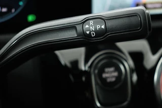 Mercedes-Benz A-Klasse Mercedes-Benz A-klasse 250e AMG Night | Carplay | Stoelverwarming |  Camera | Sfeerverlichting | Navigatie | Widescreen | Park Assist | Leder/Alcantara - afbeelding nr 16