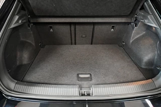 Volkswagen T-Roc Volkswagen T-Roc 1.5 TSI R-Line Beats|Navi|ACC|Pano|Trekhaak - afbeelding nr 11