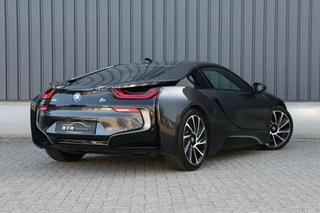 BMW i8 BMW i8 1.5 Hybrid 362PK|NL-auto|Head-up|Harman Kardon|Leder - afbeelding nr 21