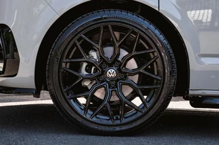 Volkswagen Transporter Volkswagen Transporter T6.1 2.0 TDI 150 PK DSG CARAVELLE L2H1 DUB/CAB A-KLEP ACC | LED | EIBACH veren | 20'' Vossenlook velgen | Side Bars | - afbeelding nr 30