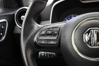 MG ZS MG ZS Luxury 45 kWh - Carplay, Panorama, Camera, Stoelverw. SOH 86% - afbeelding nr 18