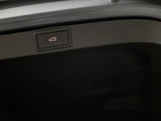 Škoda Octavia Automaat (APPLE CARPLAY, GROOT NAVI, VIRTUAL COCKIT, CAMERA, STOELVERWARMING, SPORTSTOELEN, LED KOPLAMPEN, CRUISE, PARKEERSENSOREN, NIEUWE APK, NIEUWSTAAT) - afbeelding nr 38