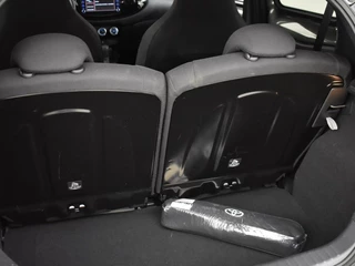 Toyota Aygo Toyota Aygo X 1.0 VVT-i Bi-Tone Automaat | Stoelverwarming - afbeelding nr 12