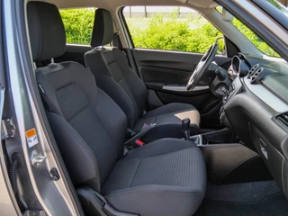 Suzuki Swift Suzuki Swift 1.2 Comfort Smart Hybrid | AIRCO | CRUISE CONTROL | - afbeelding nr 4