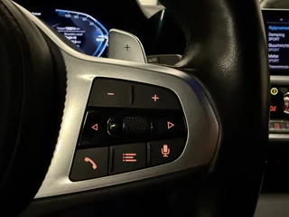 BMW 3 Serie BMW 3 Serie Touring 330e xDrive M-Sport PANO/LASER/360CAMERA/ADAPTIVE M-ONDERSTEL/ACC/LEER-ALCANTARA/19