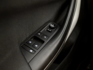 Opel Astra (APPLE CARPLAY, NAVIGATIE, MATRIX LED KOPLAMPEN, CAMERA, SPORTSTOELEN, LM VELGEN, PARKEERSENSOREN, CRUISE, NIEUWSTAAT) - afbeelding nr 23