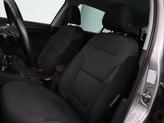 Volkswagen Golf Volkswagen Golf 1.5 TSI Comfortline | Trekhaak | Carplay |  Adaptive cruise | Navigatie | Parkeerhulp | Climate control | Bluetooth | Getint glas - afbeelding nr 5