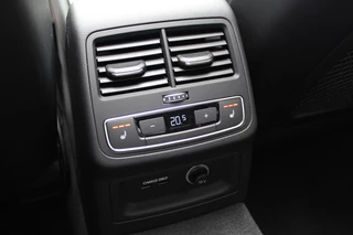 Audi RS4 Audi RS4 Avant 2.9 TFSI quattro / Milltek / Panoramadak / Camera / Head-up / Sportuitlaat / 20'' / Luxe Leder / Dodehoek / Virtual Cockpit / Stoelmassage / B&O - afbeelding nr 12