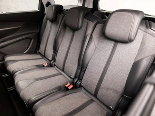 Peugeot 5008 Peugeot 5008 1.2 PureTech Allure Automaat 131Pk (GROOT NAVI, APPLE CARPLAY, 360 CAMERA, CLIMATE, SPORTSTOELEN, STOELVERWARMING, LM VELGEN, NIEUWE APK, NIEUWSTAAT) - afbeelding nr 15