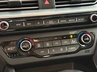 Kia Niro Kia Niro 1.6 GDi Hybrid DynamicPlusLine Adap Cruise|Dodehoek|Stuurver - afbeelding nr 11
