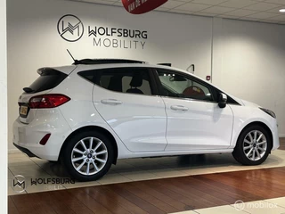 Ford Fiesta Ford Fiesta 1.0 EcoBoost Titanium X *Pano*Parkeercamera*Automaat* Lage kmstand! - afbeelding nr 3