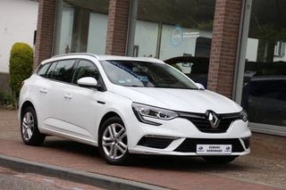 Renault Mégane Estate - 230095686-0