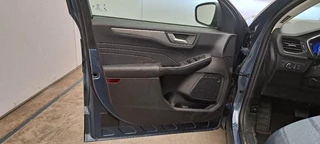 Ford Kuga Ford Kuga 2.5 PHEV Titanium 225pk | Driver Assistance Pack | Technology Pack | Winterpack | AGR Stoelen met half leder | Trekhaak afneembaar | Michelin Cross Climate - afbeelding nr 8