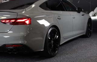 Audi A5 Audi A5 SPORTBACK 40 TFSI RS5 Look / RS Zetels / Digital Cockpit / Massage / Elek Stoelen / 360 Camera / Open Pano / Matrix / 20 I - afbeelding nr 62