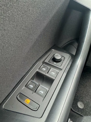 Volkswagen T-Roc Volkswagen T-Roc 1.0 TSI Style | Adaptive Cruise Control | Climate Control | Navi | PDC | Trekhaak | Apple Carplay/Android Auto | - afbeelding nr 21